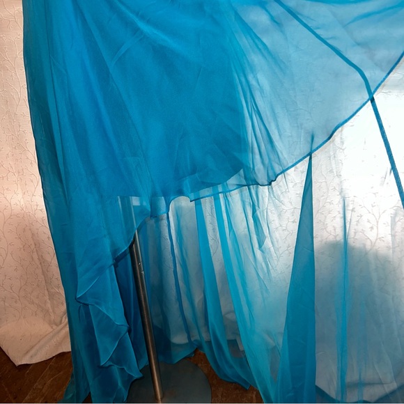 Love 16 prom dress - Picture 5 of 10